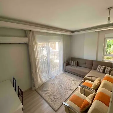 Konyalti Ve Denize Arac Ile 5 Dk Appartement *