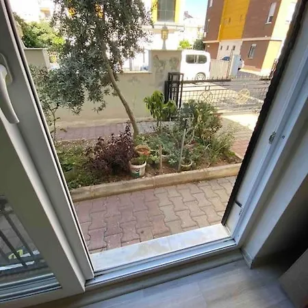 아파트 Konyalti Ve Denize Arac Ile 5 Dk