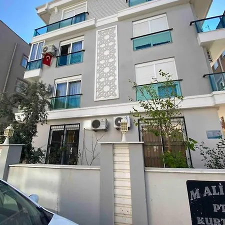Konyalti Ve Denize Arac Ile 5 Dk Lejlighed Antalya